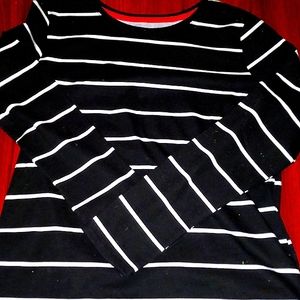 Black striped top
